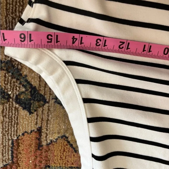 CLUB MONACO Perfect Black And White Stripe Tank SZ Medium - Picture 5 of 8